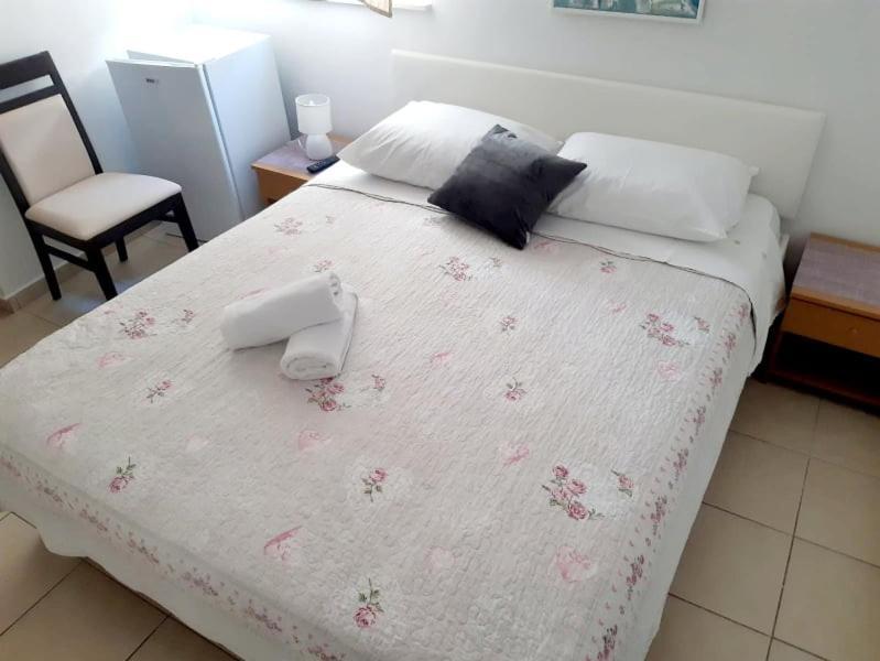 Apartment Luna Tribunj Tribunj  Bagian luar foto